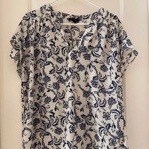 Banana Republic blue and white ladies blouse, size large.